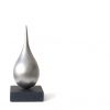 Drop, 2015. Acer inox. 15x6x6 cm. Sèrie de 8 ex. ................................       2.400’-   “