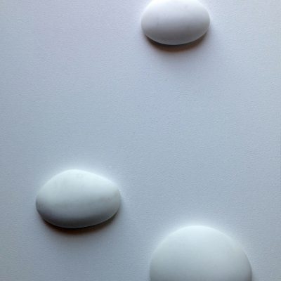 Drops, 2017. White Carrara marble, relief. 40x30 cm.