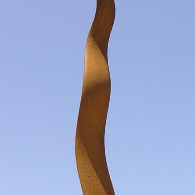 Infinita, 2010. Hierro fundido / Iron cast. 126 x 23 x 23 cm.